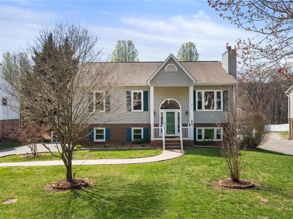 2230 Fosterdale West Ln, Kernersville, NC 27284