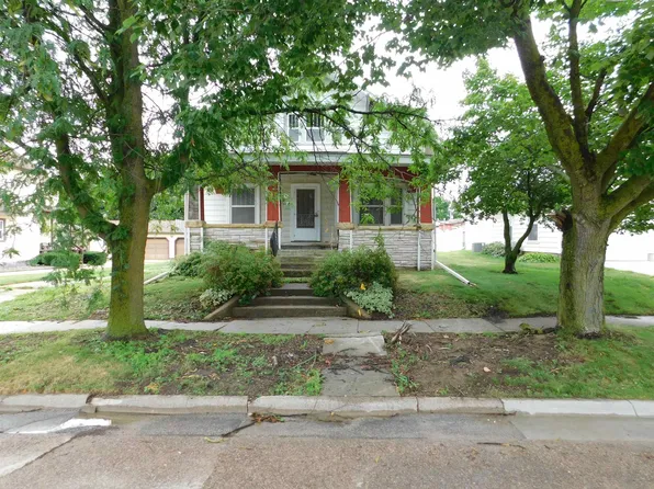 204 N Page St, Monona, IA 52159