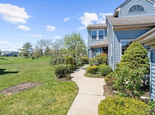 25 Hillsborough Dr #C, Monroe Township, NJ