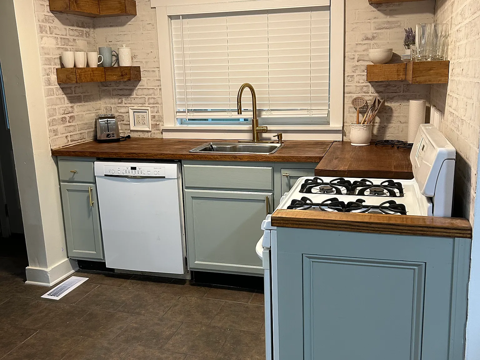 2 bed, 652 sqft, $1,000 — Photo 4