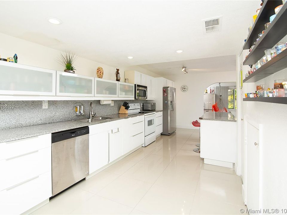 1st image of 36 Seville Cir #2-50