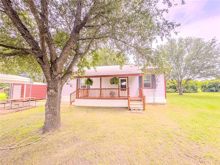 476 County Road 118 — Photo 3