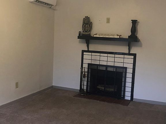 K=Living Room with fireplace