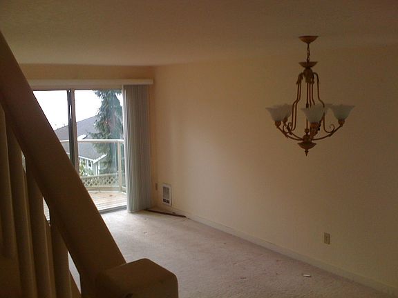 5th image of 4123 178th Ln SE