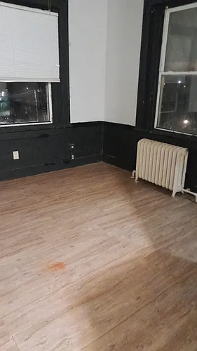 610 Henry St Photo 1