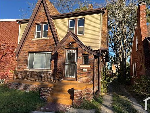 2nd image of 17162 Bradford St