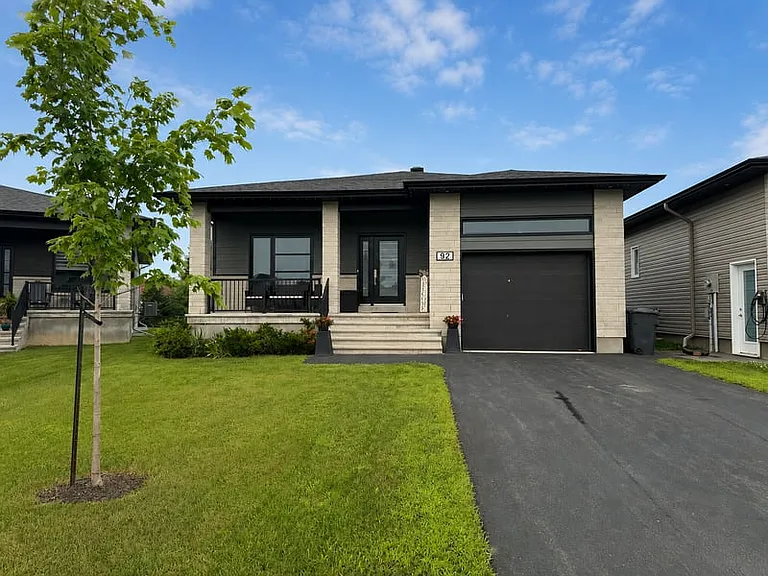 92 Chateauguay St — Photo 1