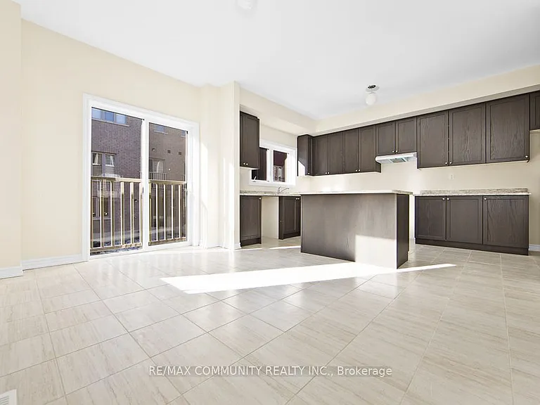 2614 Apricot Ln — Photo 7