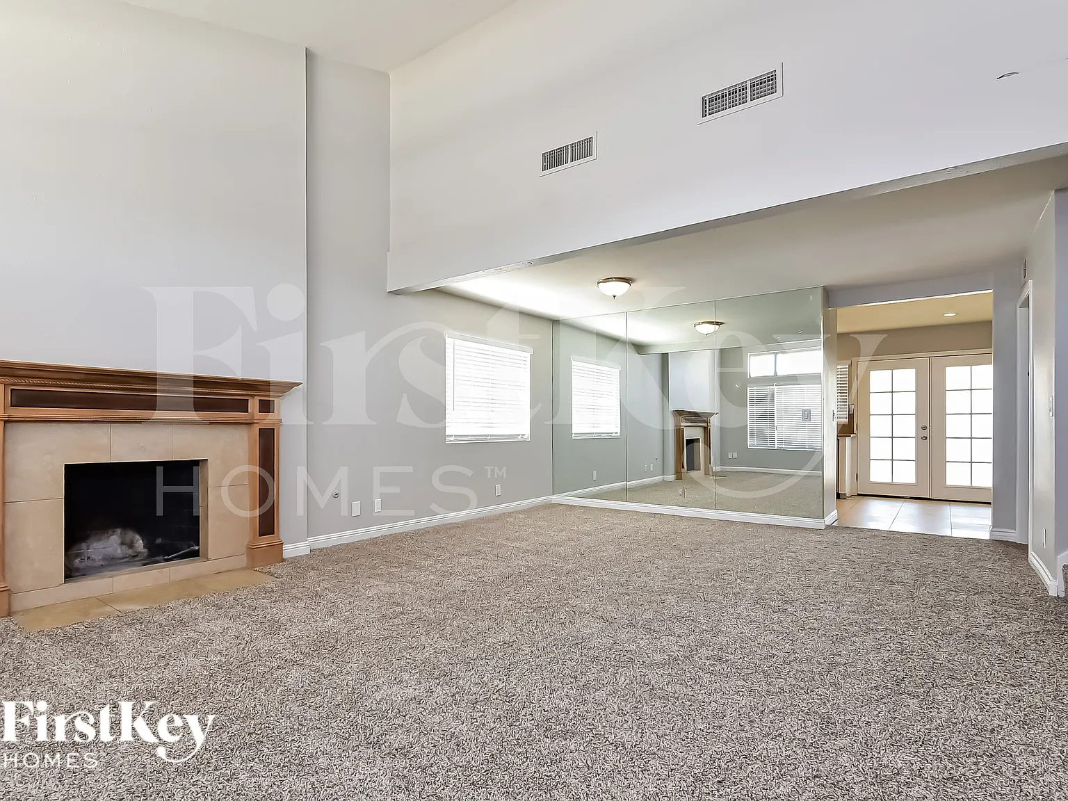 4 bed, 2.0 bath, 1532 sqft, $2,370 — Photo 3