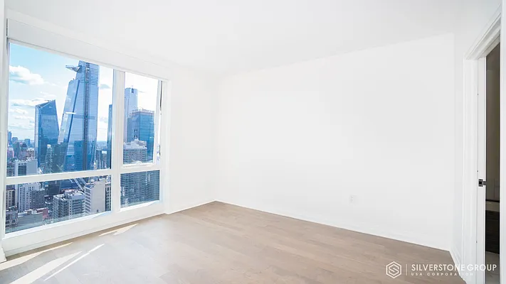 Rented by Silverstone Group USA Corp. | media 48