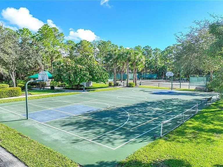1710 Tarpon Bay Dr S #4 — Photo 36
