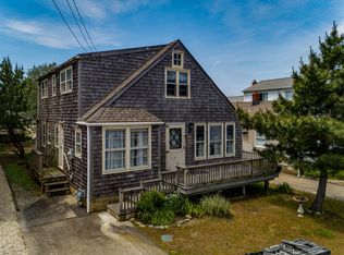 134 E 24th St, Ship Bottom, NJ 08008