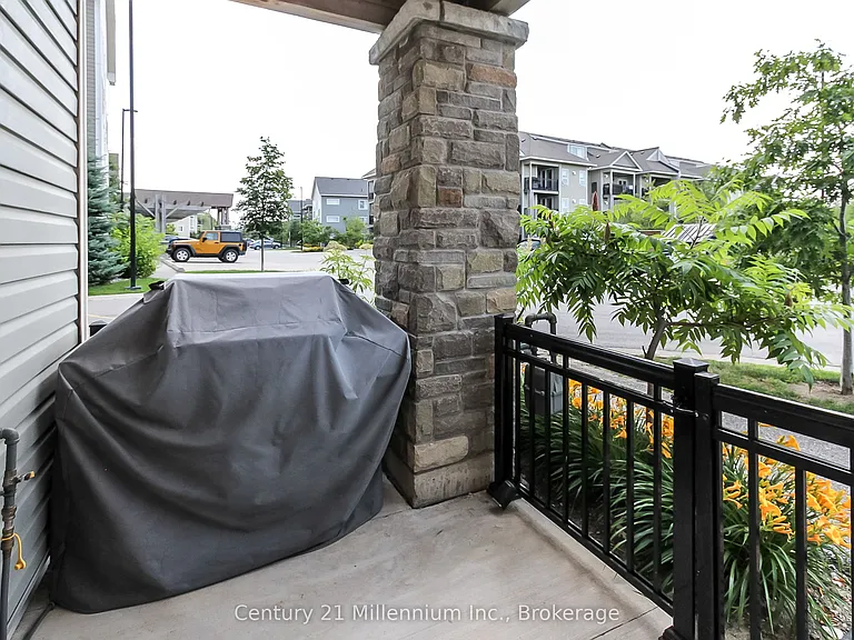 7 Anchorage Cres #108 — Photo 13