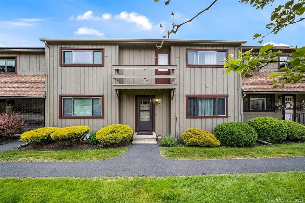 61 Orangewood W 61, Derby, CT 06418 Zillow