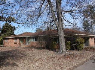 904 NW 3rd St, Stigler, OK 74462