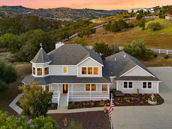 9856 W Lilac Rd, Escondido, CA 92026