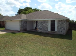 1009 Boardwalk St, Midlothian, TX 76065