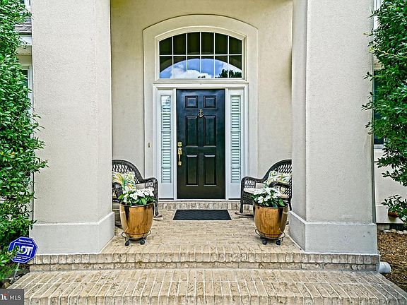 4th image of 29887 Fortune Cir