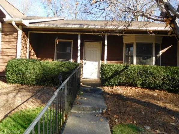 700 Rock Garden Cir, Winston Salem, NC 27104