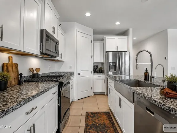 6732 W PEDRO Lane, Laveen, AZ 85339