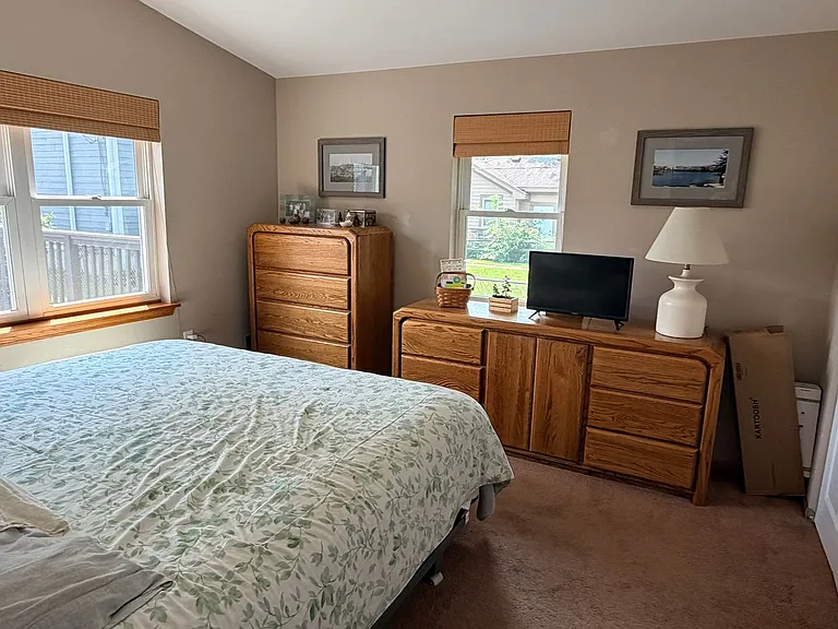 4234 Riverside Dr — Photo 19