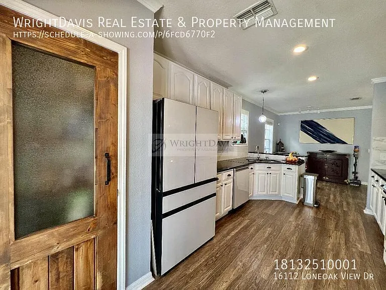16112 Loneoak View Dr — Photo 16