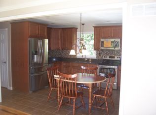 210 Mountain Rd, Seymour, CT 06483