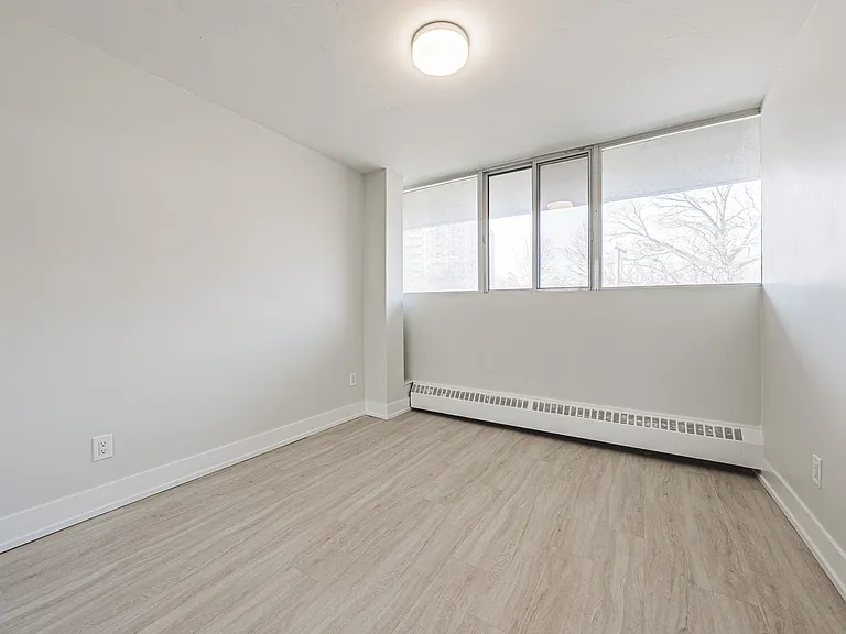2160 Lakeshore Rd — Photo 58