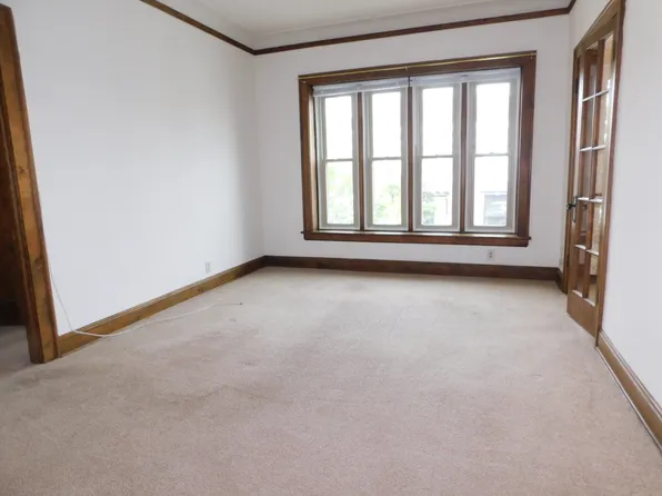 1127 Central Ave #15, Wilmette, IL 60091
