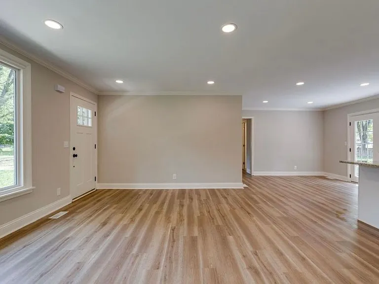 5020 Suter Ct — Photo 11
