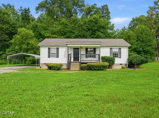 34 Hidden Valley Cir, Lexington, TN 38351