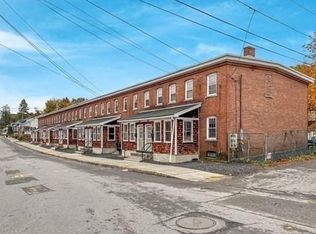 66 Grove St #A, Clinton, MA 01510