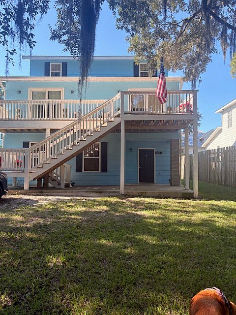 Quit front yard. Spacious back yard.