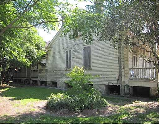 2nd image of 5521 Tchoupitoulas St