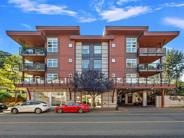 2717 Peatt Rd #304, Langford, BC V9B 3V2