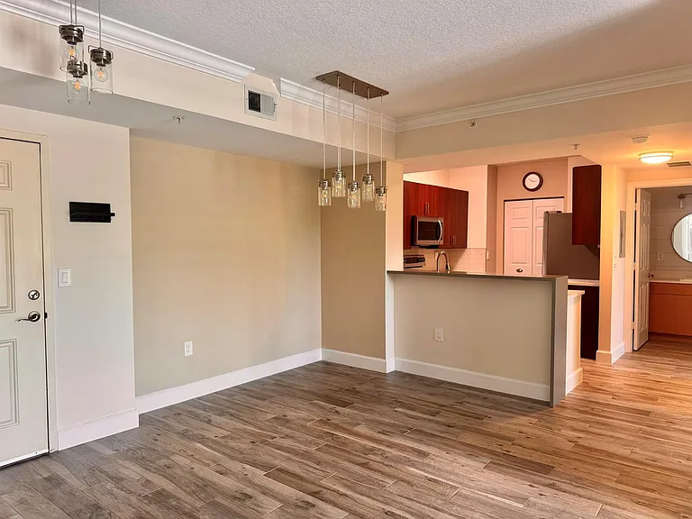4907 Midtown Ln #1211 — Photo 3