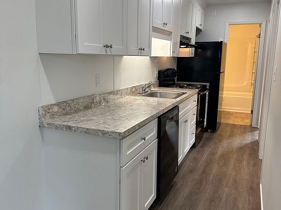 2nd image of 2339 Memorial Ave SW #13-D