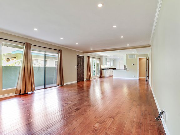 5th image of 508 Hill St APT 1
