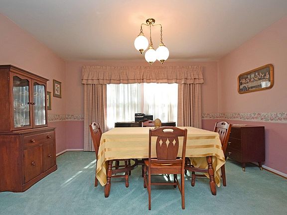 5th image of 6452 Teakwood Ct