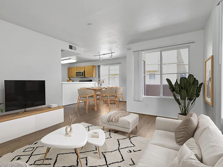 River Ranch Townhomes & Apartments — Photo 27
