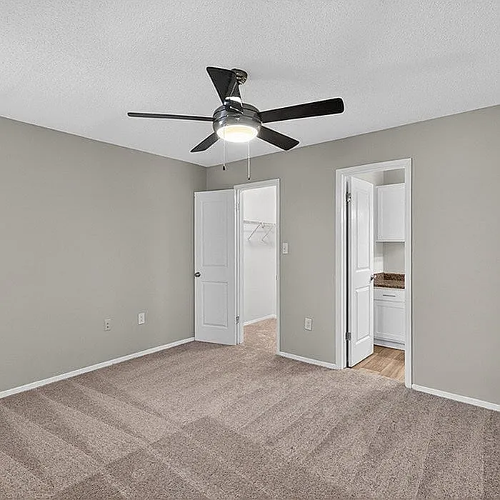 Matthews Place — Photo 4