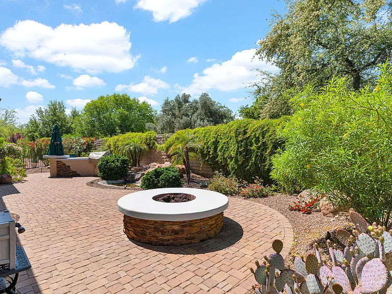 12981 W Yellow Bird Ln — Photo 42