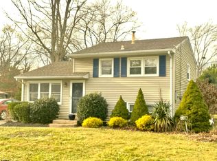 707 S Allen Ln, Absecon, NJ 08205