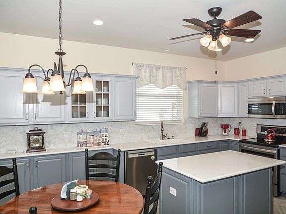 2nd image of 12819 Highland Ln