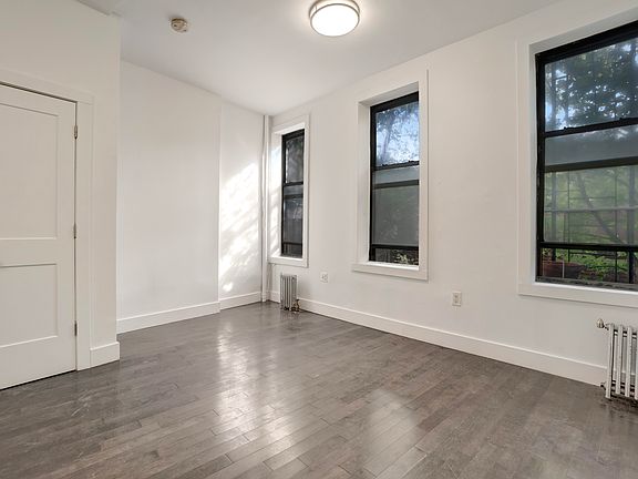 2nd image of 31 E 1st St APT 1B