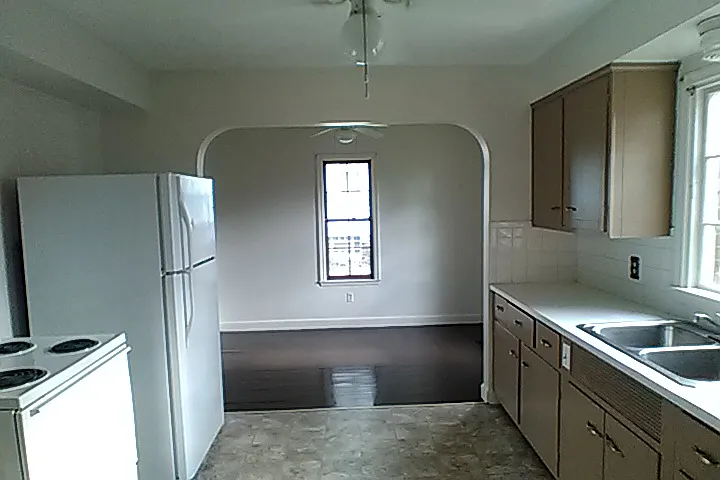 2 bed, $900 — Photo 4