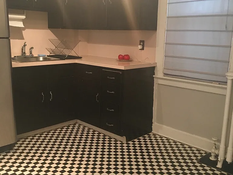 31 Burr Ave — Photo 5