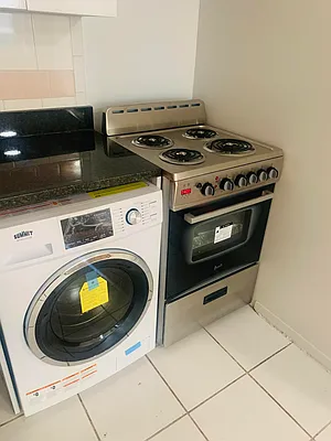 Rented by 18 REALTY | media 7