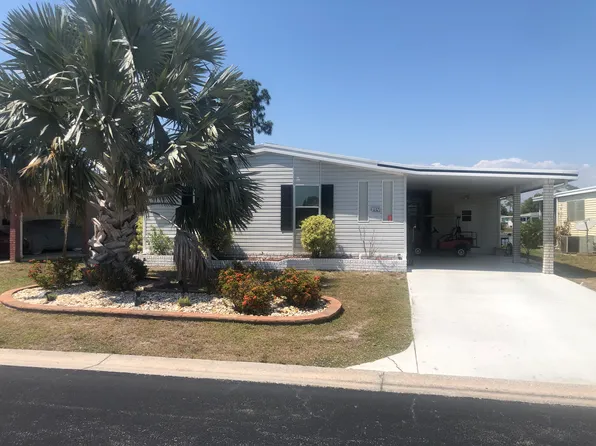 11321 Louisiana Dr, Bonita Springs, FL 34135