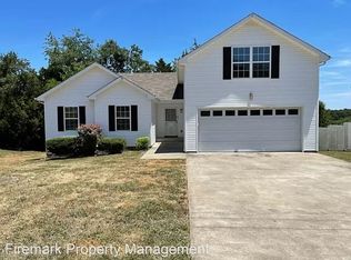 1115 Gunpoint Dr, Clarksville, TN 37042